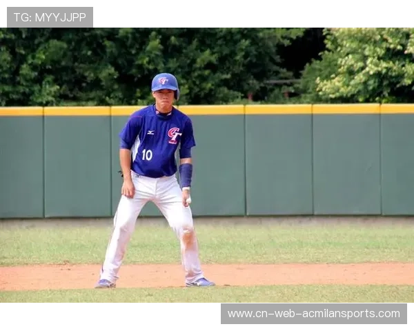 提高棒球捕手技能的秘密——投球接稳训练全面解析