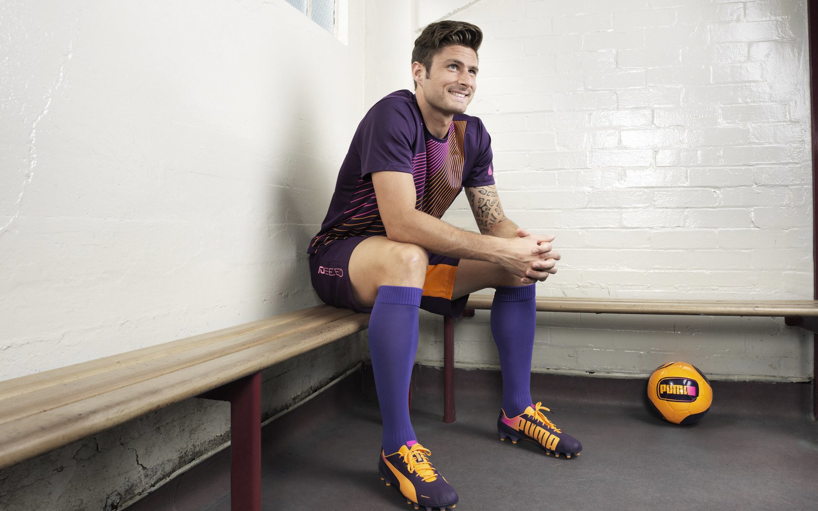 法甲球队结合数据驱动构建个性化比赛准备心理干预方案